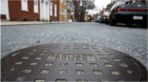 Nap-ho-ga-bang-Composite-tren-duong-pho