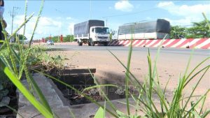 mất trọm nắp hố ga