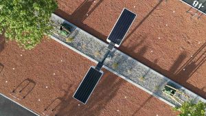 den nang luong mat troi