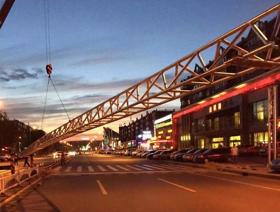 cac khu cong nghiep duoc chieu sang ngay dem 