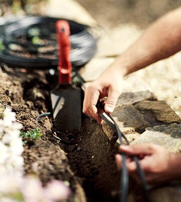 day cap giup ket noi cac tru den ngoai troi 