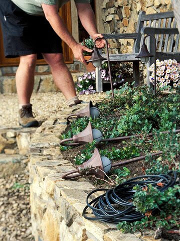 sap xep tru den san vuon cach deu nhau