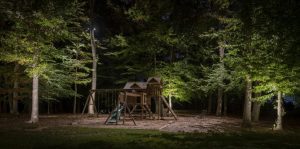 den-hat-sang-san-sau