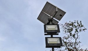 den-nang-luong-mat-troi-gan-tuong