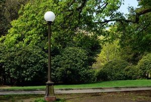 top-cot-den-san-vuon-dep